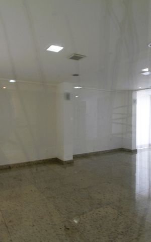 Apartamento à venda com 180m², 4 quartos e 3 vagasÁrea comum - Salão de festas