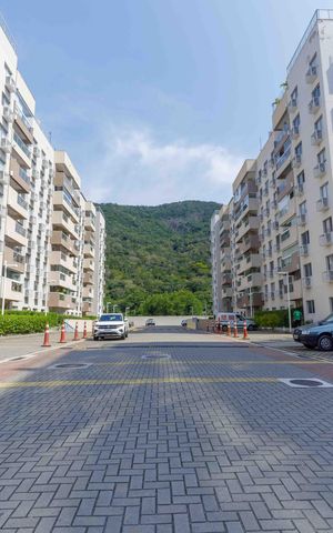Apartamento à venda com 77m², 3 quartos e 1 vaga Apartamento à venda com 77m², 3 quartos e 1 vagaFachada