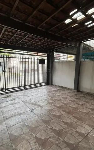 Casa à venda com 137m², 3 quartos e 2 vagas