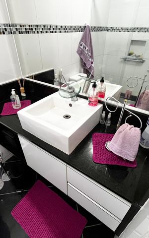Apartamento à venda com 79m², 2 quartos e 1 vaga