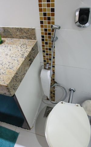 Casa para alugar com 117m², 3 quartos e 2 vagasBanheiro Social