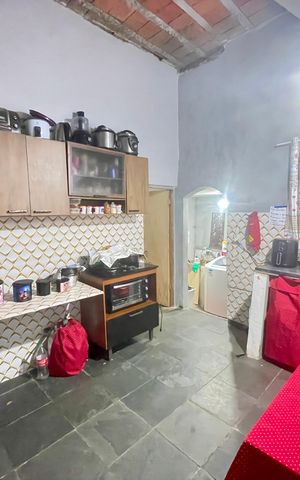 Casa à venda com 200m², 5 quartos e 2 vagas Casa à venda com 200m², 5 quartos e 2 vagasCozinha