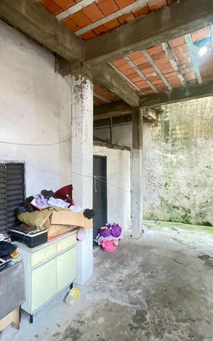 Casa à venda com 200m², 5 quartos e 2 vagas Casa à venda com 200m², 5 quartos e 2 vagasQuintal