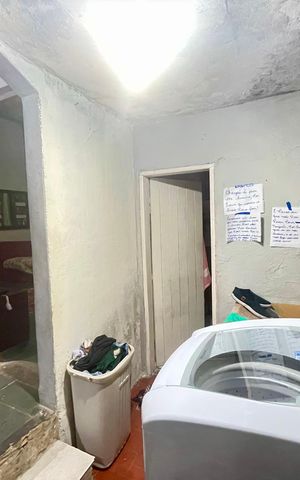Casa à venda com 200m², 5 quartos e 2 vagas Casa à venda com 200m², 5 quartos e 2 vagasÁrea de Serviço