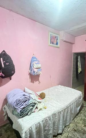Casa à venda com 200m², 5 quartos e 2 vagas Casa à venda com 200m², 5 quartos e 2 vagasQuarto 2