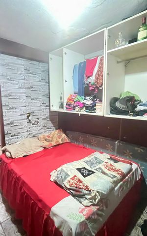 Casa à venda com 200m², 5 quartos e 2 vagas Casa à venda com 200m², 5 quartos e 2 vagasQuarto 1