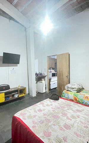 Casa à venda com 200m², 5 quartos e 2 vagas Casa à venda com 200m², 5 quartos e 2 vagasQuarto 3