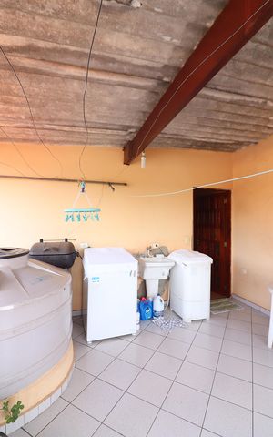 Casa à venda com 175m², 2 quartos e 3 vagasÁrea de Serviço e Espaço Gourmet