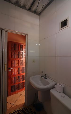 Casa à venda com 175m², 2 quartos e 3 vagasBanheiro de Serviço