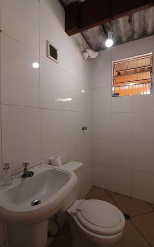 Casa à venda com 175m², 2 quartos e 3 vagasBanheiro de Serviço