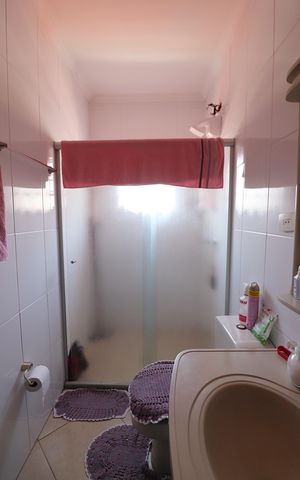 Casa à venda com 175m², 2 quartos e 3 vagasBanheiro Social