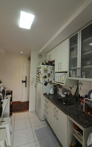 Apartamento à venda com 102m², 3 quartos e 2 vagasCozinha 