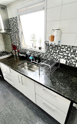 Apartamento à venda com 140m², 3 quartos e 2 vagas Apartamento à venda com 140m², 3 quartos e 2 vagasCozinha