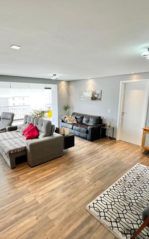 Apartamento à venda com 140m², 3 quartos e 2 vagas Apartamento à venda com 140m², 3 quartos e 2 vagasSala
