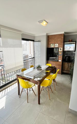 Apartamento à venda com 140m², 3 quartos e 2 vagas Apartamento à venda com 140m², 3 quartos e 2 vagasVaranda da Sala