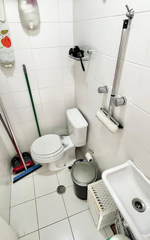 Apartamento à venda com 140m², 3 quartos e 2 vagas Apartamento à venda com 140m², 3 quartos e 2 vagasBanheiro de serviço