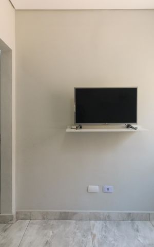 Casa à venda com 381m², 4 quartos e 2 vagas Casa à venda com 381m², 4 quartos e 2 vagasQuarto 2