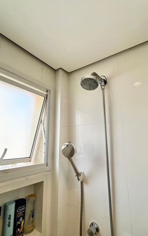 Apartamento à venda com 130m², 3 quartos e 3 vagas Apartamento à venda com 130m², 3 quartos e 3 vagasBanheiro