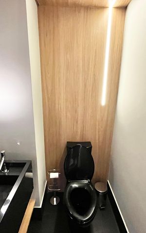 Apartamento à venda com 130m², 3 quartos e 3 vagas Apartamento à venda com 130m², 3 quartos e 3 vagasLavabo