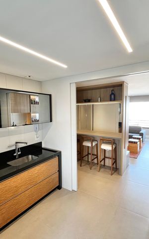 Apartamento à venda com 130m², 3 quartos e 3 vagas Apartamento à venda com 130m², 3 quartos e 3 vagasCozinha