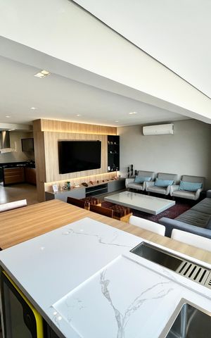 Apartamento à venda com 130m², 3 quartos e 3 vagas Apartamento à venda com 130m², 3 quartos e 3 vagasSala/Varanda Gourmet