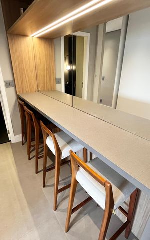 Apartamento à venda com 130m², 3 quartos e 3 vagas Apartamento à venda com 130m², 3 quartos e 3 vagasCorredor