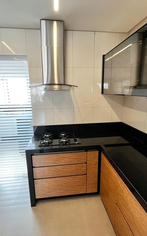 Apartamento à venda com 130m², 3 quartos e 3 vagas Apartamento à venda com 130m², 3 quartos e 3 vagasCozinha