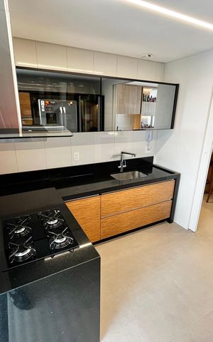 Apartamento à venda com 130m², 3 quartos e 3 vagas Apartamento à venda com 130m², 3 quartos e 3 vagasCozinha