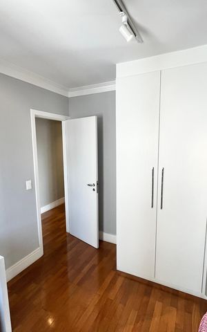 Apartamento à venda com 130m², 3 quartos e 3 vagas Apartamento à venda com 130m², 3 quartos e 3 vagasQuarto 2