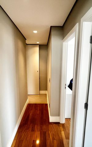 Apartamento à venda com 130m², 3 quartos e 3 vagas Apartamento à venda com 130m², 3 quartos e 3 vagasCorredor