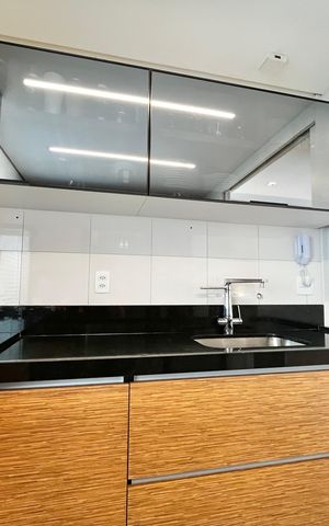 Apartamento à venda com 130m², 3 quartos e 3 vagas Apartamento à venda com 130m², 3 quartos e 3 vagasCozinha