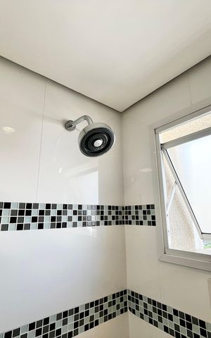 Apartamento à venda com 130m², 3 quartos e 3 vagas Apartamento à venda com 130m², 3 quartos e 3 vagasBanheiro da Suíte