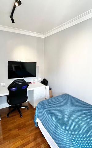 Apartamento à venda com 130m², 3 quartos e 3 vagas Apartamento à venda com 130m², 3 quartos e 3 vagasQuarto 1