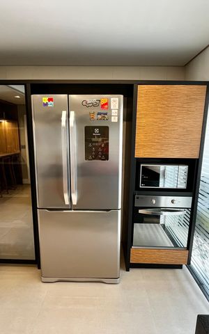 Apartamento à venda com 130m², 3 quartos e 3 vagas Apartamento à venda com 130m², 3 quartos e 3 vagasCozinha