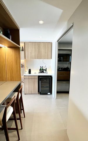 Apartamento à venda com 130m², 3 quartos e 3 vagas Apartamento à venda com 130m², 3 quartos e 3 vagasCorredor