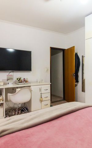 Casa à venda com 360m², 3 quartos e 4 vagas Casa à venda com 360m², 3 quartos e 4 vagasQuarto 3
