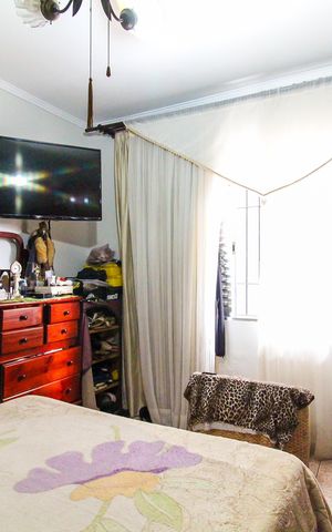 Casa à venda com 360m², 3 quartos e 4 vagas Casa à venda com 360m², 3 quartos e 4 vagasSuíte