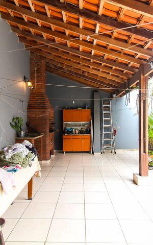 Casa à venda com 360m², 3 quartos e 4 vagas Casa à venda com 360m², 3 quartos e 4 vagasÁrea gourmet