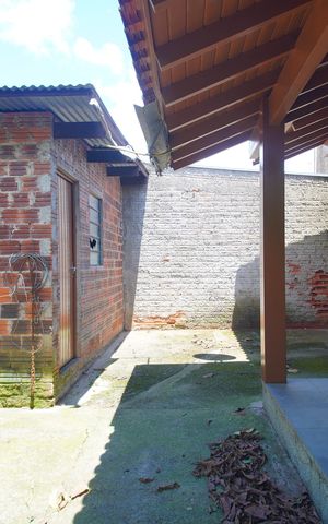 Casa à venda com 220m², 4 quartos e 3 vagasVaranda