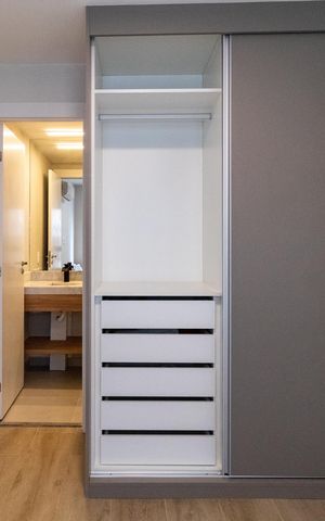 Apartamento à venda com 56m², 2 quartos e 1 vaga Apartamento à venda com 56m², 2 quartos e 1 vagaSuíte