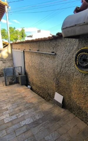 Casa à venda com 360m², 4 quartos e 4 vagas