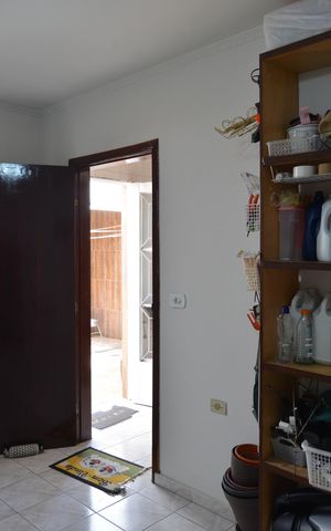 Casa à venda com 320m², 5 quartos e 4 vagasQuarto 6