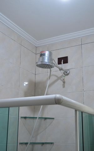 Casa à venda com 320m², 5 quartos e 4 vagasBanheiro da Suíte 2