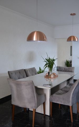 Casa à venda com 320m², 5 quartos e 4 vagasSala