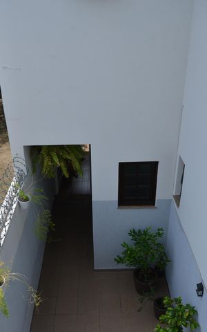 Casa à venda com 320m², 5 quartos e 4 vagasSacada