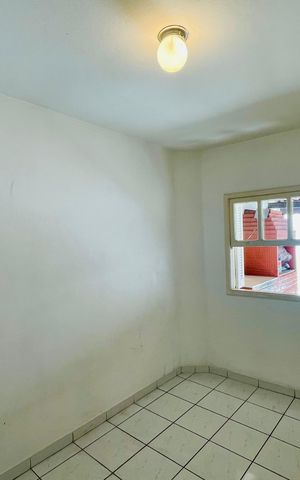 Casa à venda com 150m², 4 quartos e 1 vaga Casa à venda com 150m², 4 quartos e 1 vagaQuarto 4