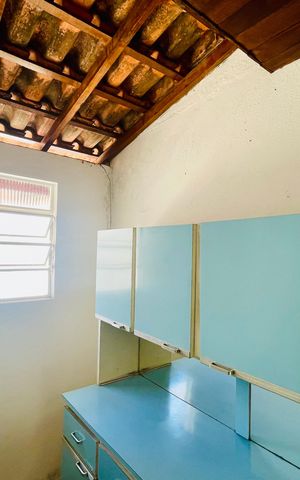 Casa à venda com 150m², 4 quartos e 1 vaga Casa à venda com 150m², 4 quartos e 1 vagaDispensa