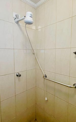 Casa à venda com 150m², 4 quartos e 1 vaga Casa à venda com 150m², 4 quartos e 1 vagaBanheiro 3