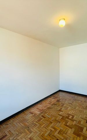 Casa à venda com 150m², 4 quartos e 1 vaga Casa à venda com 150m², 4 quartos e 1 vagaQuarto 1