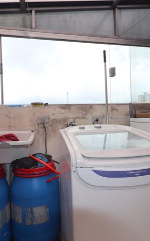 Apartamento à venda com 177m², 3 quartos e 1 vagaÁrea de Serviço